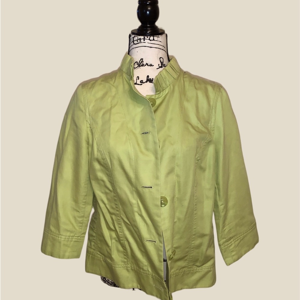 Coldwater Creek cotton/linen blend short jacket. Lightweight, lime green Size 10